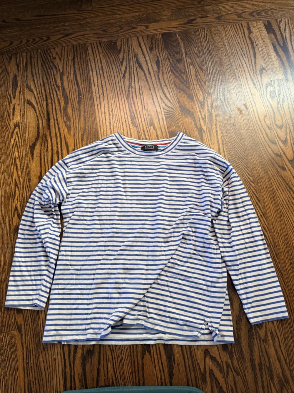 AYR Blue and White Striped Long-Sleeve Crewneck small
